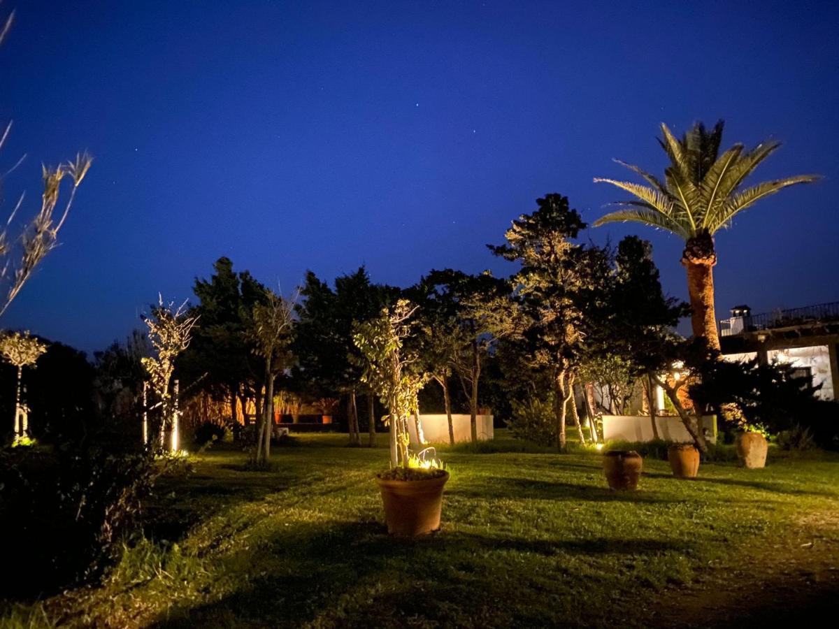 ホテル Banti Garden タリファ エクステリア 写真